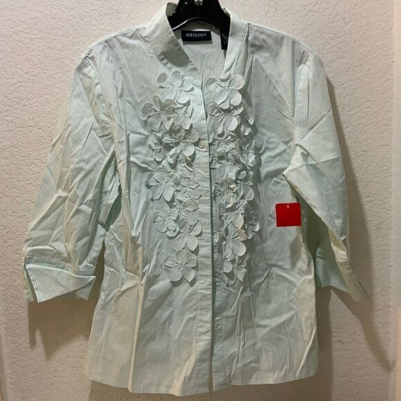 ideology top 3 D flowers blue button 12 - Picture 1 of 9